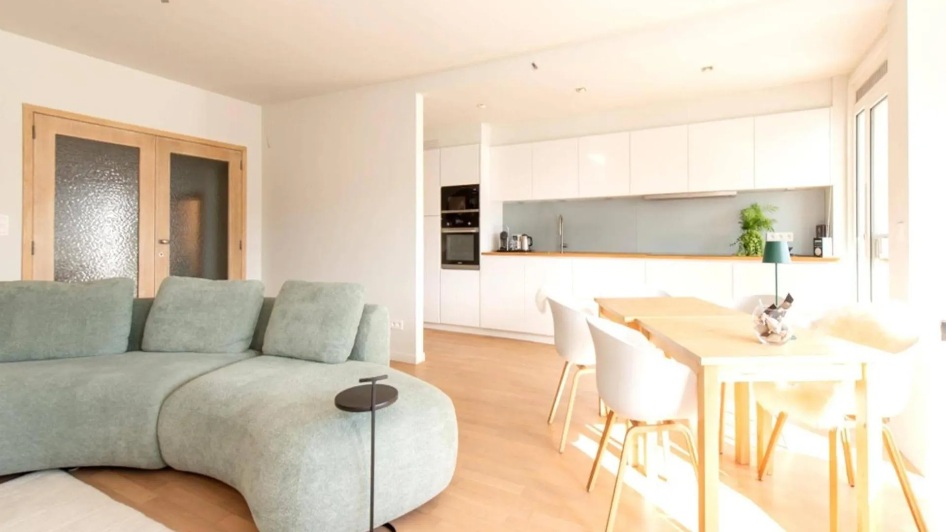 Apartment With A View Of The Marina Ostend